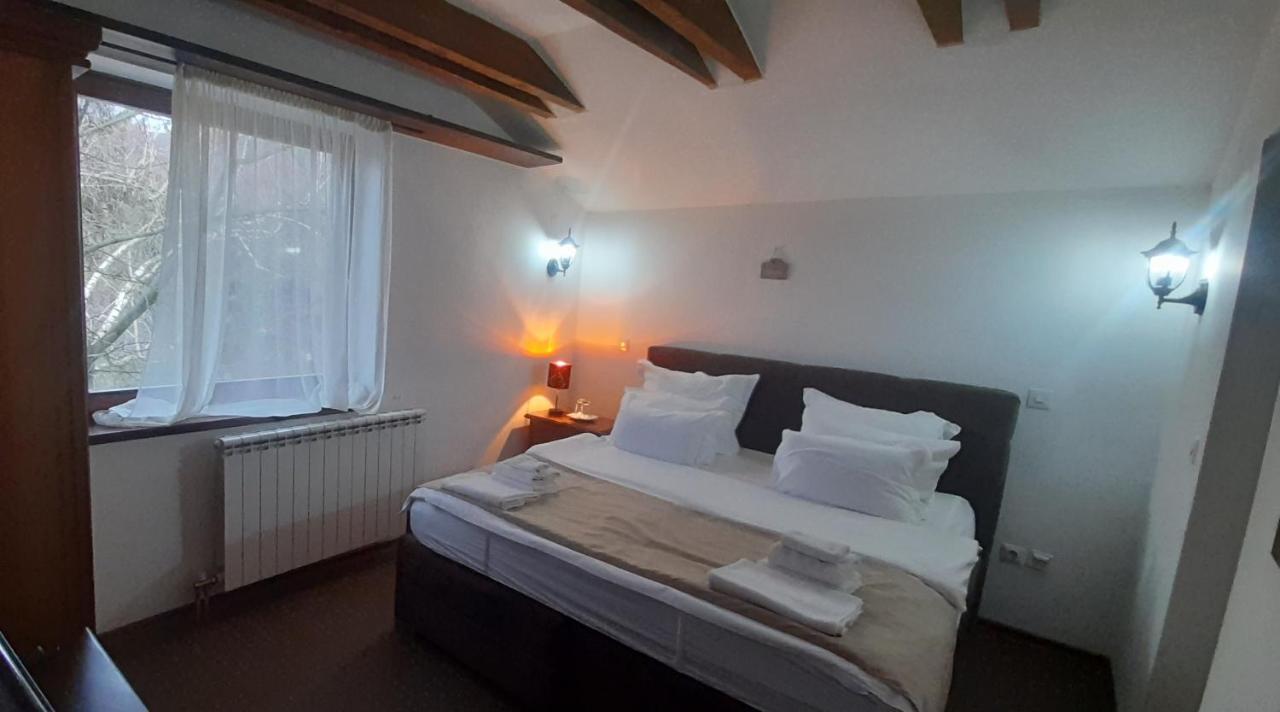 Teuta Palace Dom Faletici Hotel Sarajevo Luaran gambar