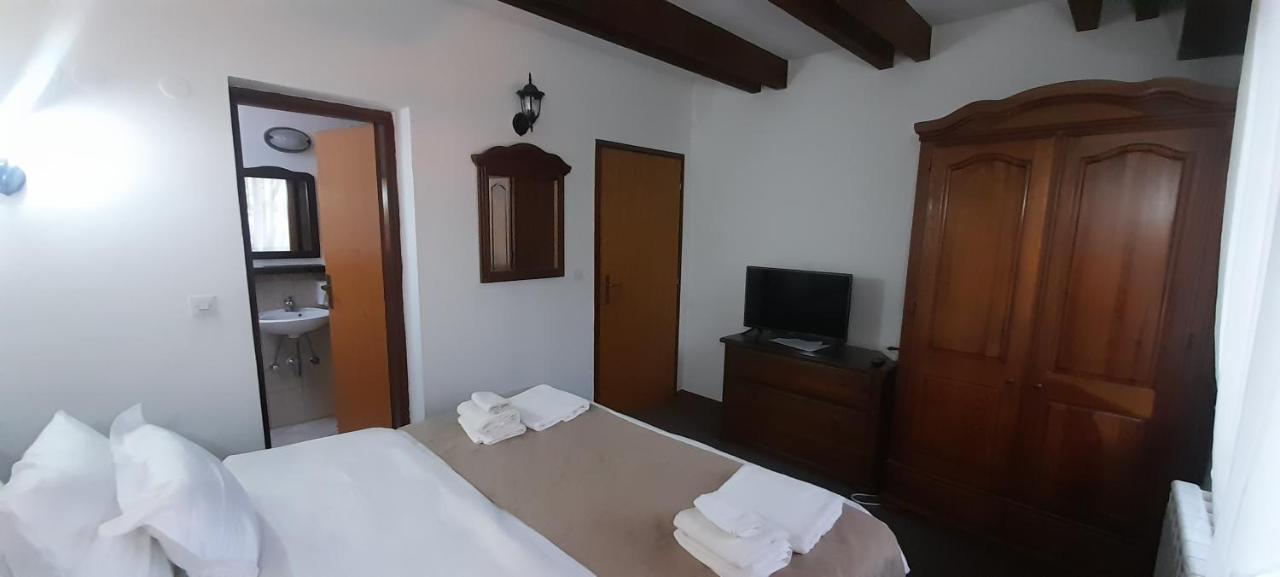 Teuta Palace Dom Faletici Hotel Sarajevo Luaran gambar