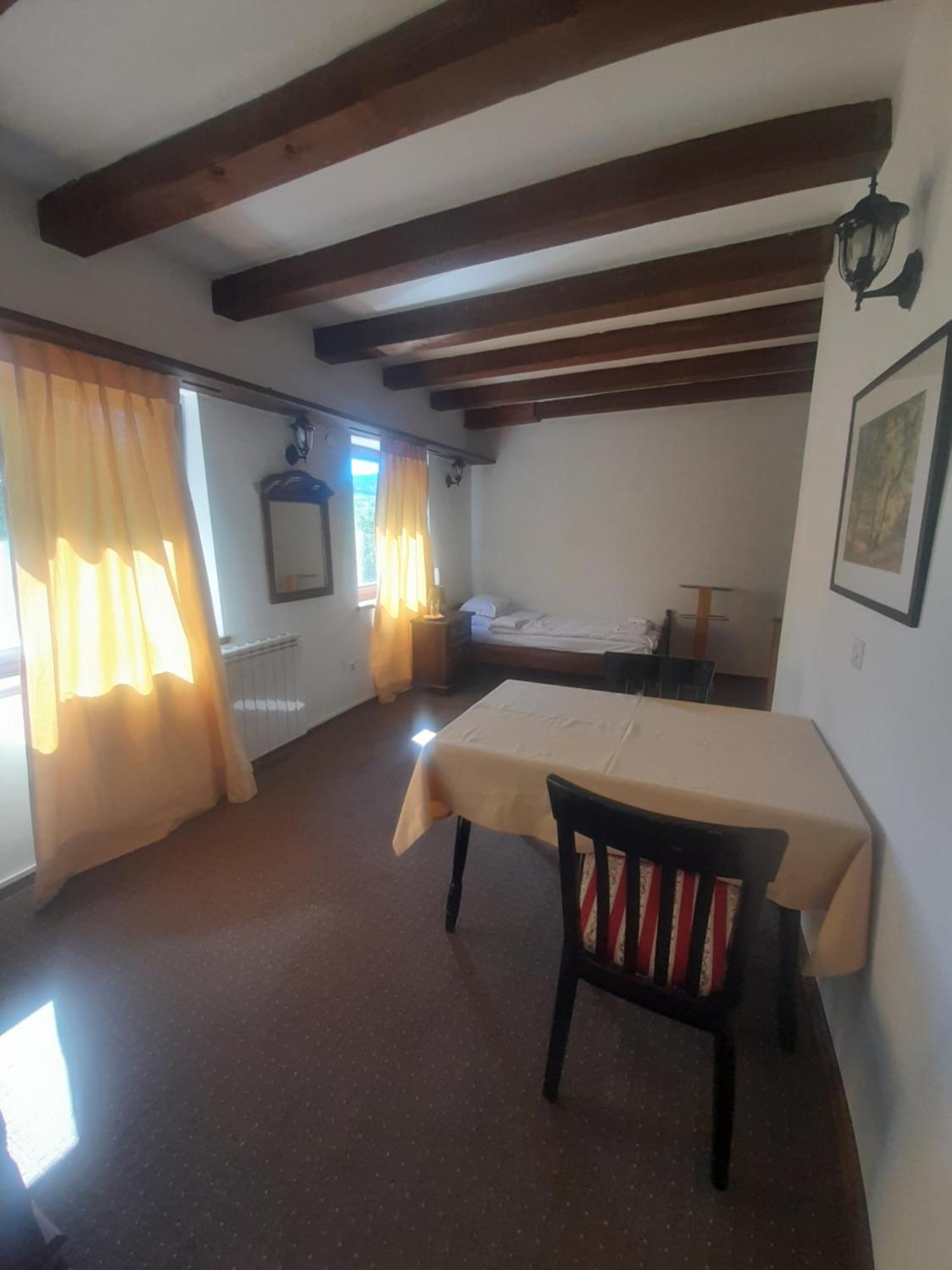 Teuta Palace Dom Faletici Hotel Sarajevo Luaran gambar